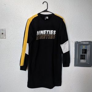 H&M Graphic Crewneck Dress